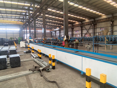 Taller de canales de acero