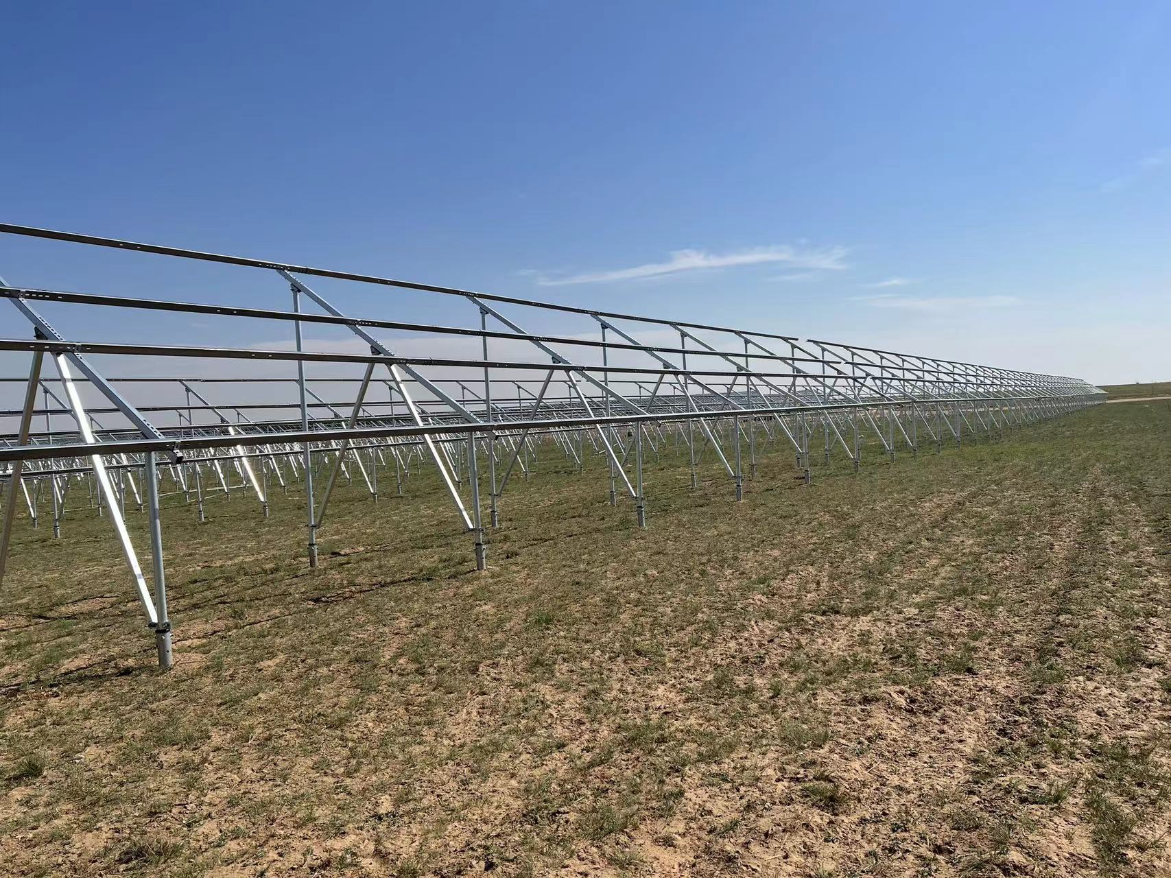 Sistema de montaje solar en tierra en los Estados Unidos en 2020